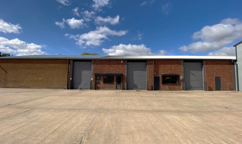 Property photo 1 of 9