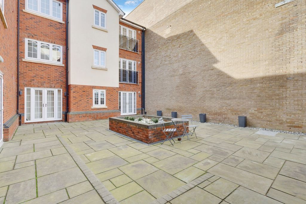 Additional image 17 of 1 bed flat for saleHigh Road, Benfleet SS7