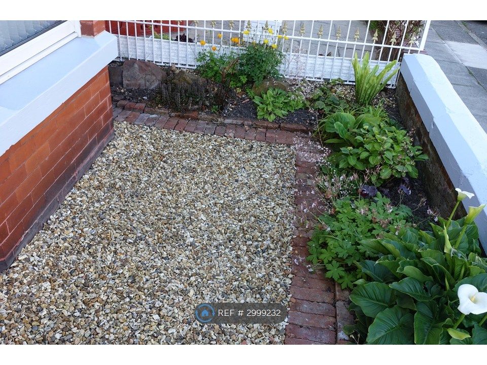 Property photo 2 of 17 Front  Garden