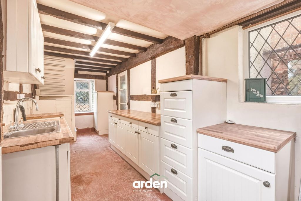 Property photo 3 of 13