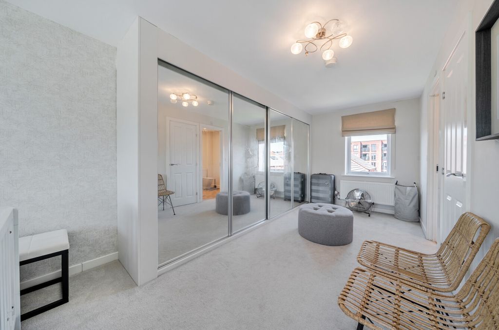Property photo 3 of 18 1487086-2-6A4E411...