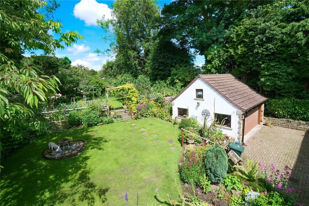 Property photo 3 of 38 Picture No. 06