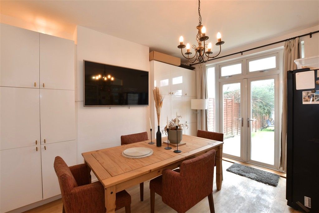 Property photo 1 of 23 Dining Room