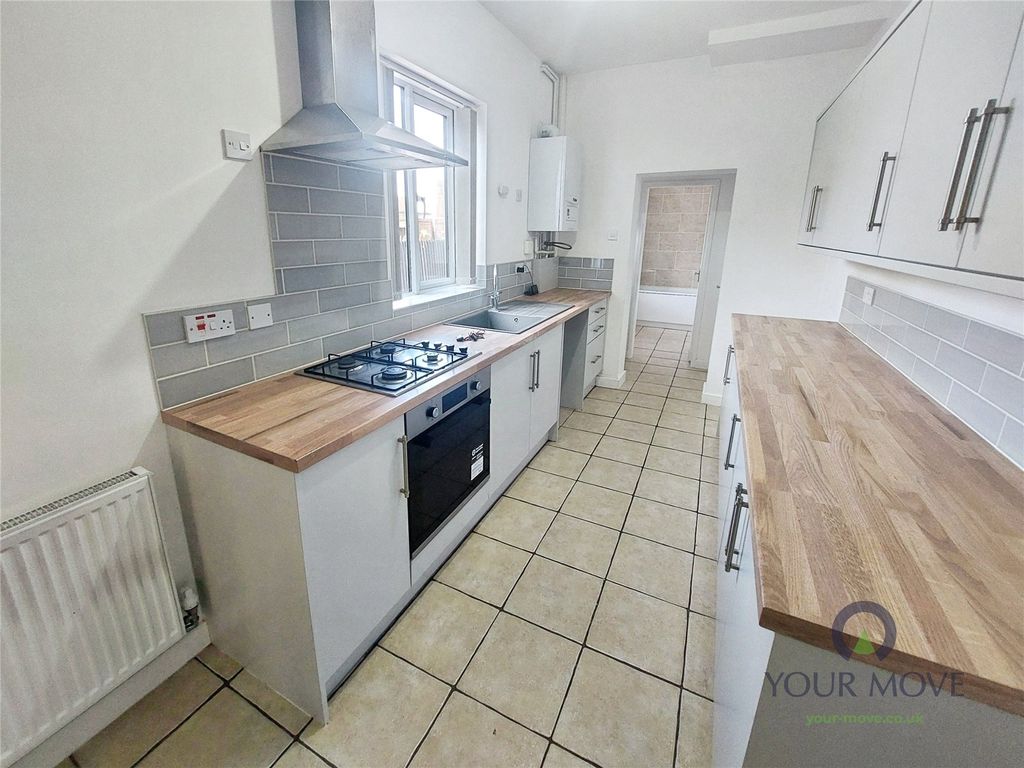 Property photo 3 of 18 Picture No. 01