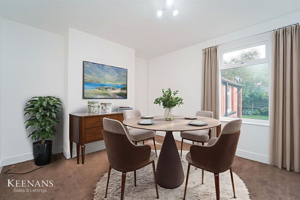 Property photo 3 of 30 Dsc01288 - Dining Room - Standard - 1.Jpg