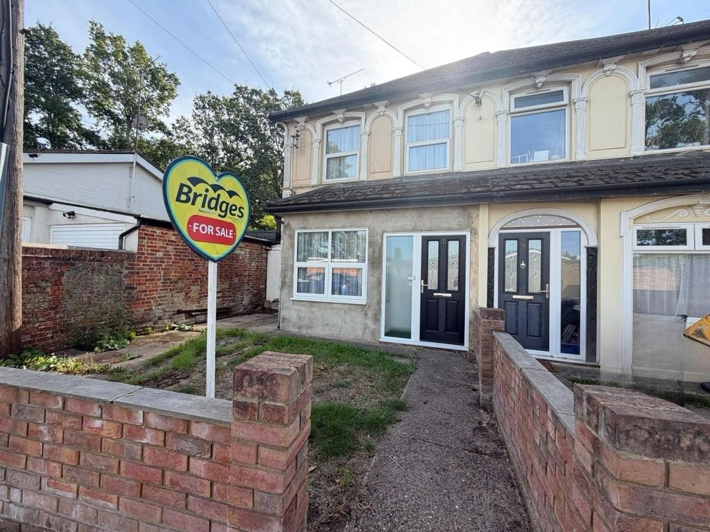 Property photo 1 of 16 Pbox-Img.Jpg
