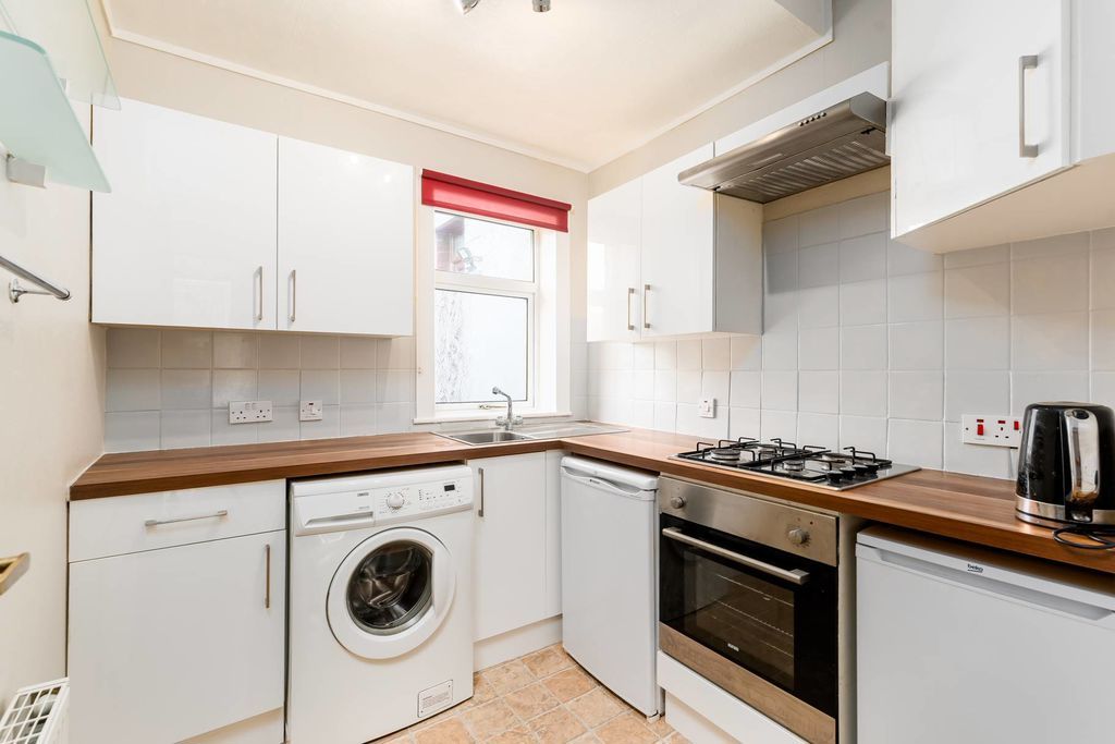 Additional image 4 of 2 bed flat for sale41A Leithen Road, Innerleithen EH44
