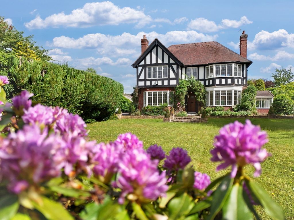 Property photo 1 of 38 4216371