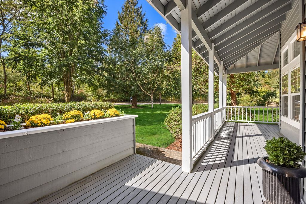 Property photo 3 of 46