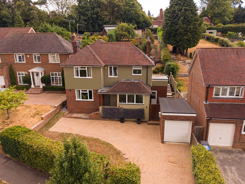 Property photo 1 of 26
