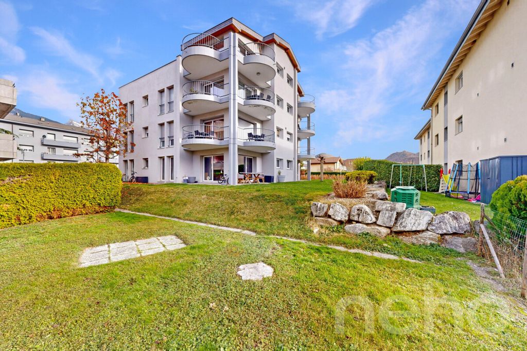 Property photo 3 of 13