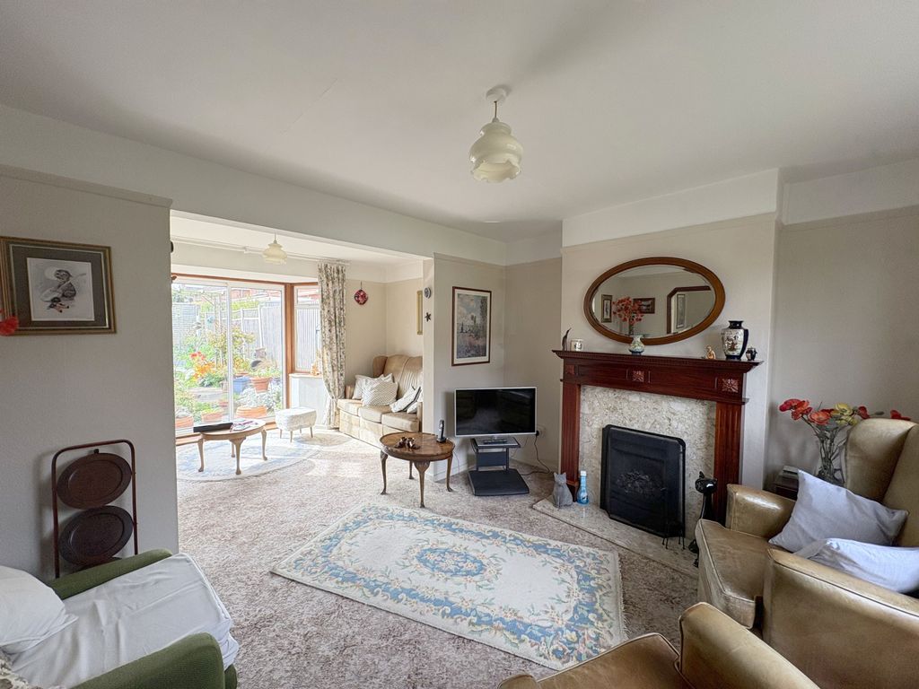 Property photo 3 of 18 Gallery