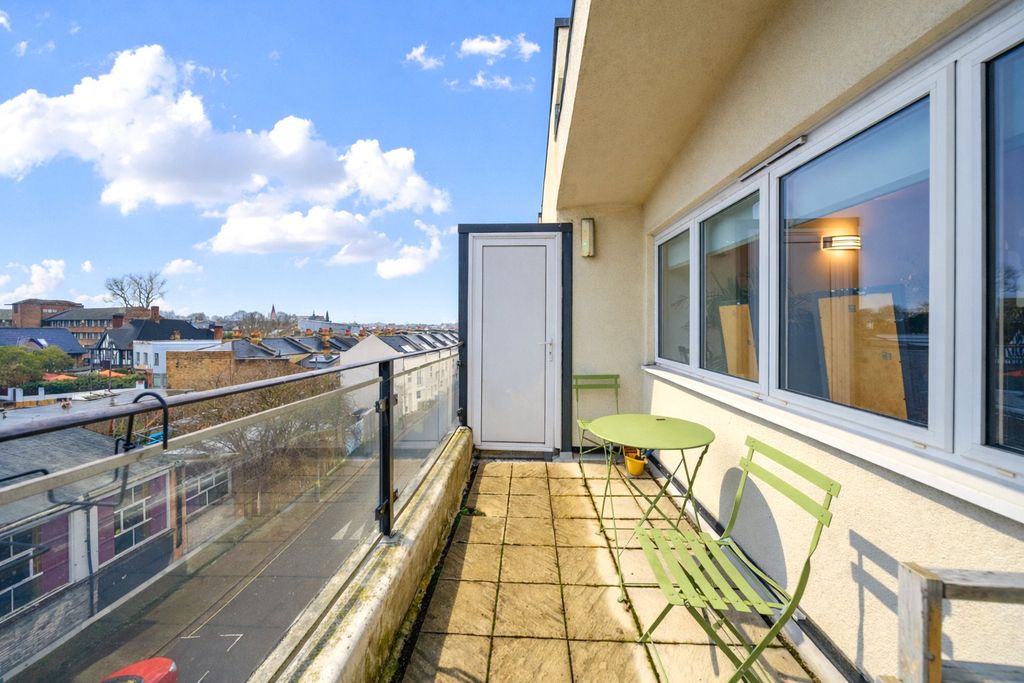 Property photo 2 of 16 Balcony