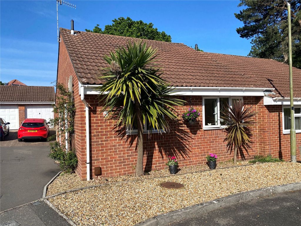Property photo 1 of 18 Picture No. 01