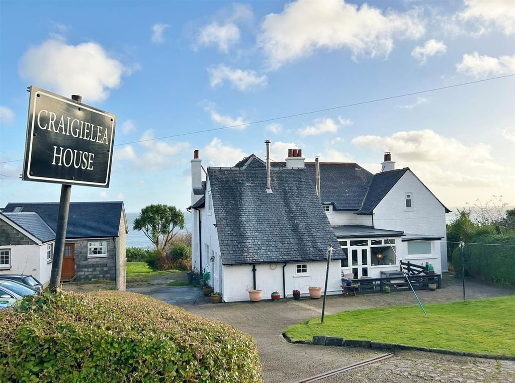 Property photo 2 of 113 Rear Of Cragielea