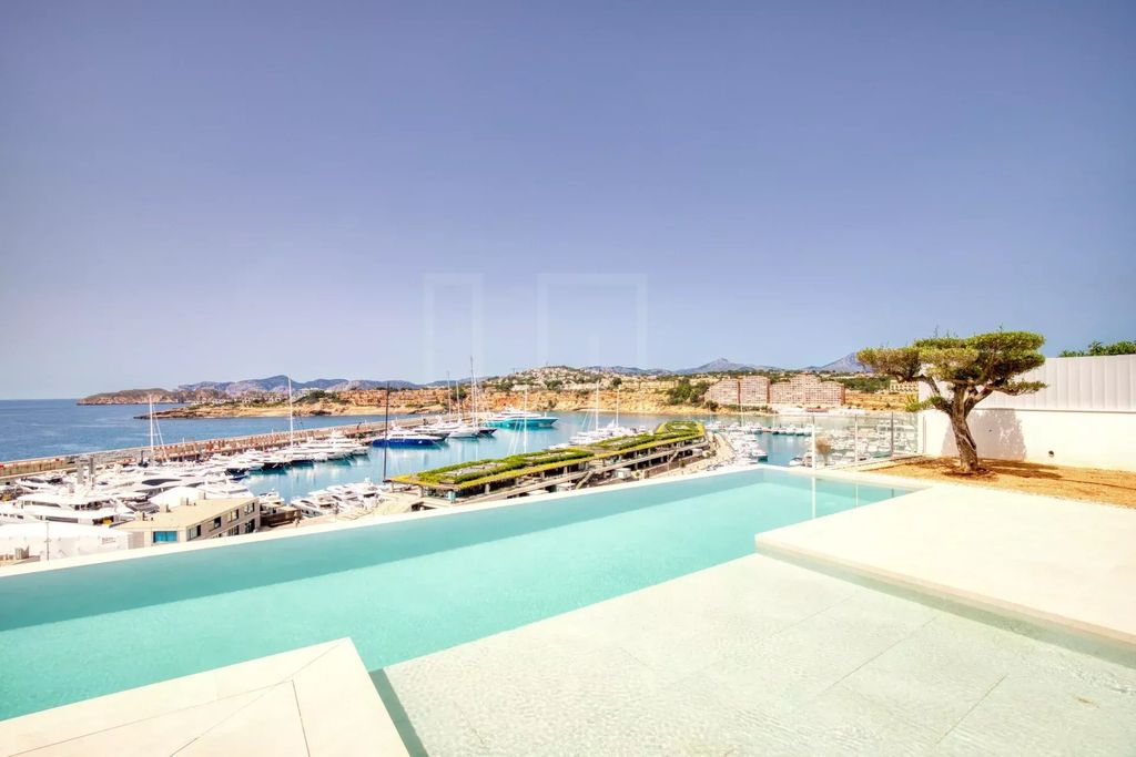 Property photo 2 of 17 Agency:  Mallorca Agent

Agent: Sebastian

Location:  El Toro

Type: Villa

Agency:  Mallorca Agent

Agent: Sebastian

Location:  El Toro

Type: Villa