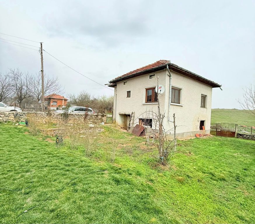 Property photo 1 of 5