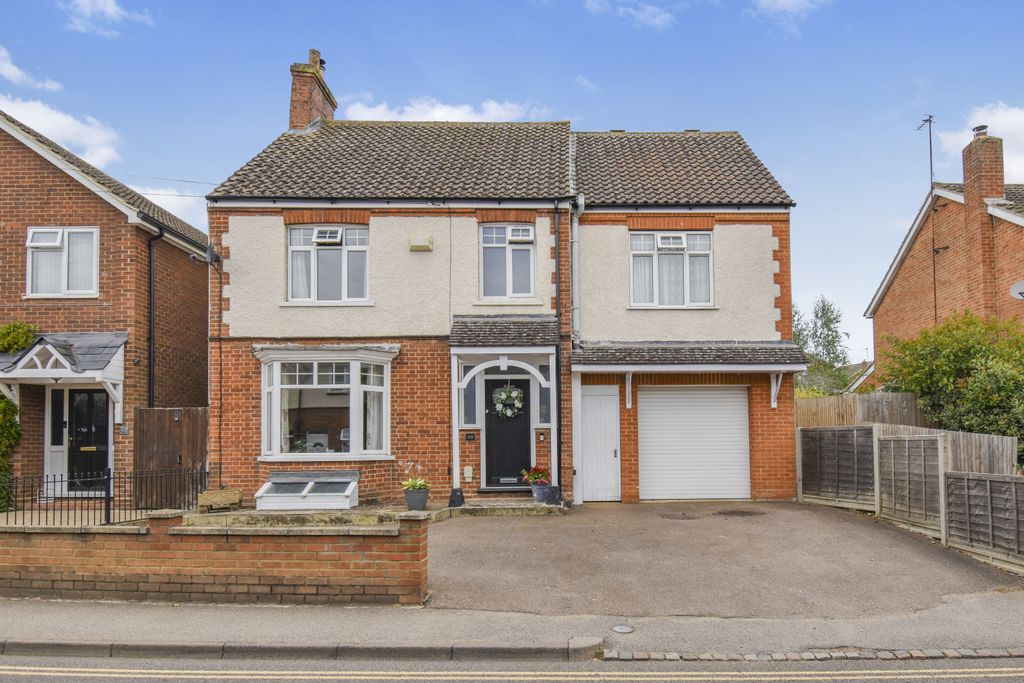 Property photo 1 of 32