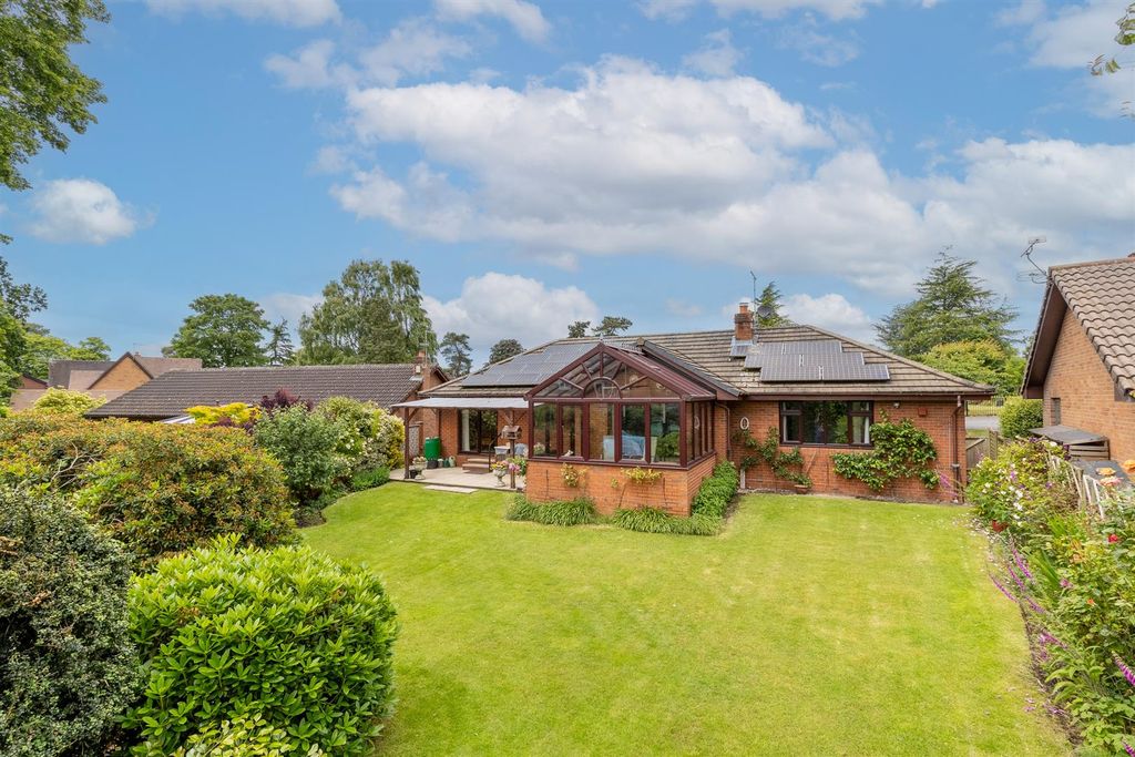 Property photo 2 of 18 14Thepaddock-19.Jpg