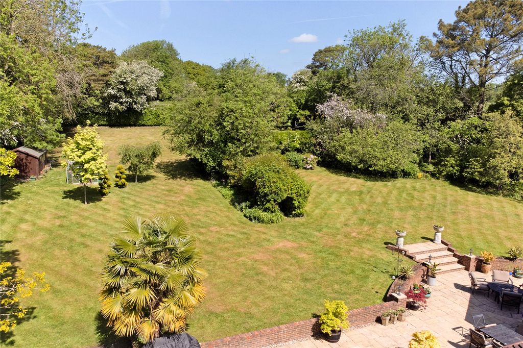 Property photo 3 of 11 Picture No. 22