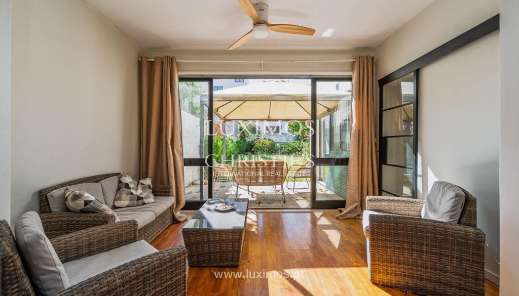 Property photo 2 of 25