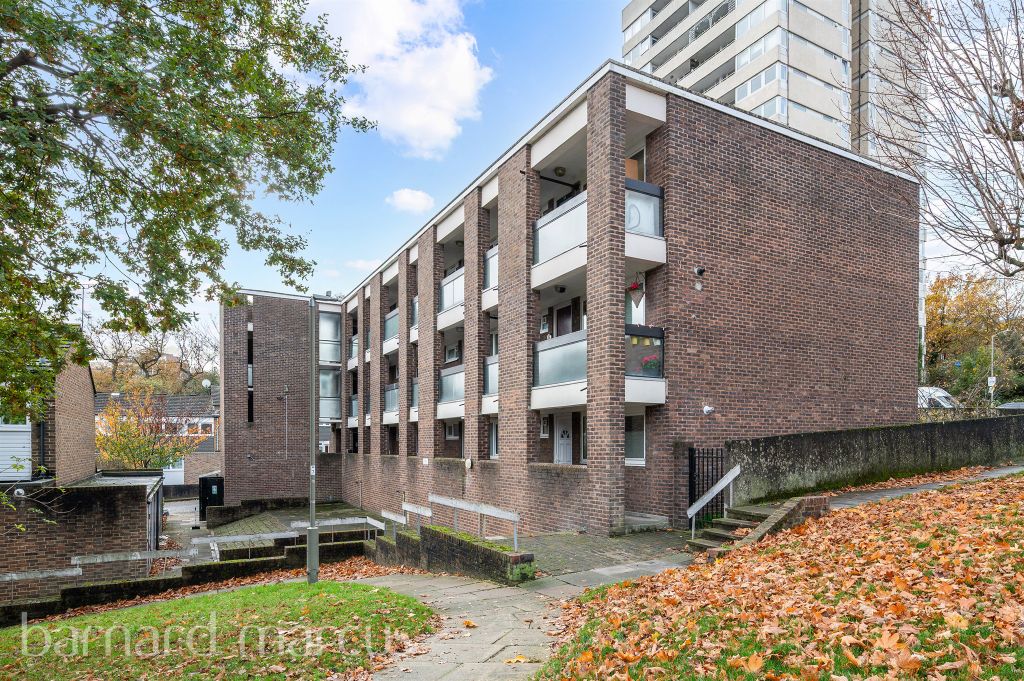 Property photo 3 of 11