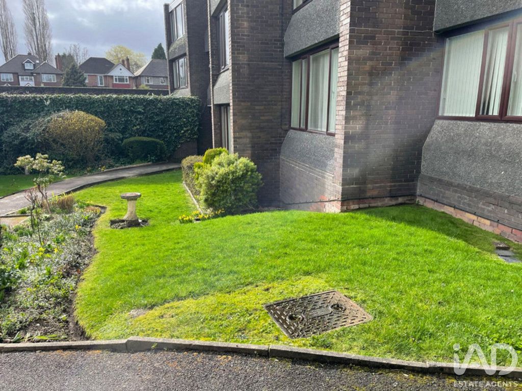 Property photo 2 of 14