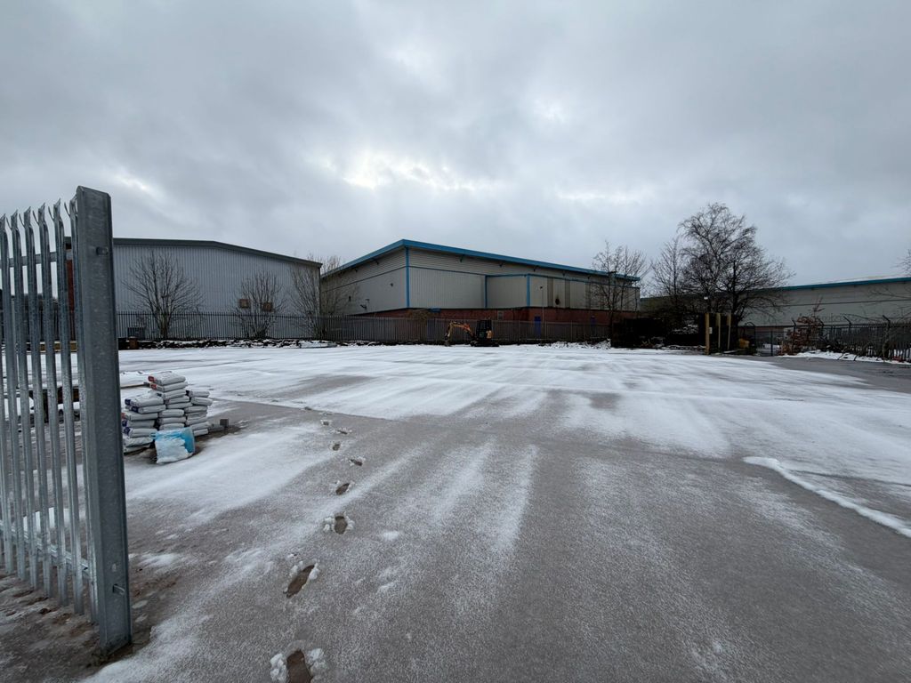 Property photo 2 of 5