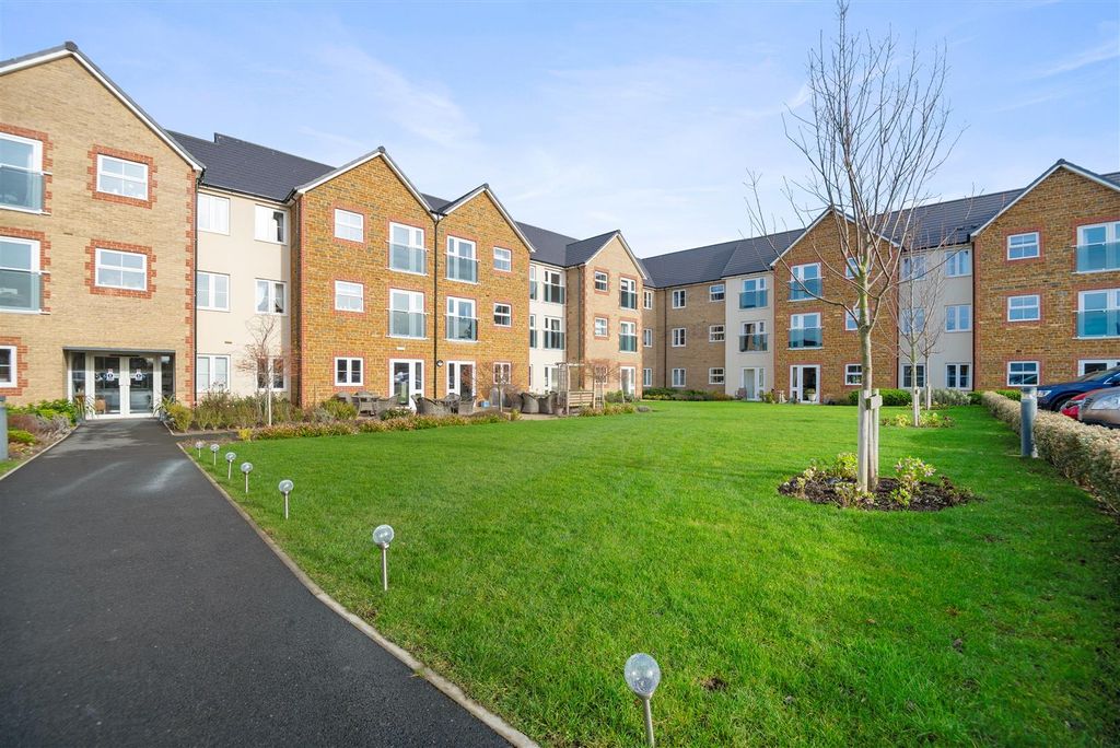 Property photo 1 of 15 73cc1283-1F9E-418E-8917-Cafd207Cb9B5Bhmcs - 41 Eas