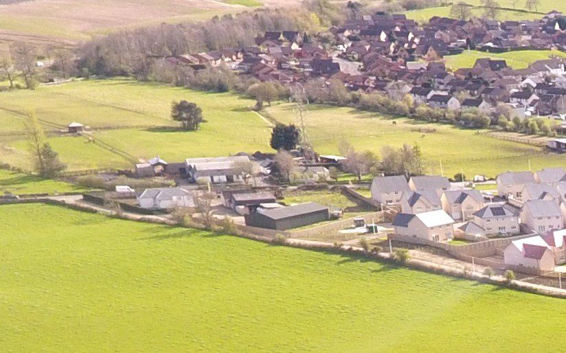 Property photo 2 of 4 Picture No. 01