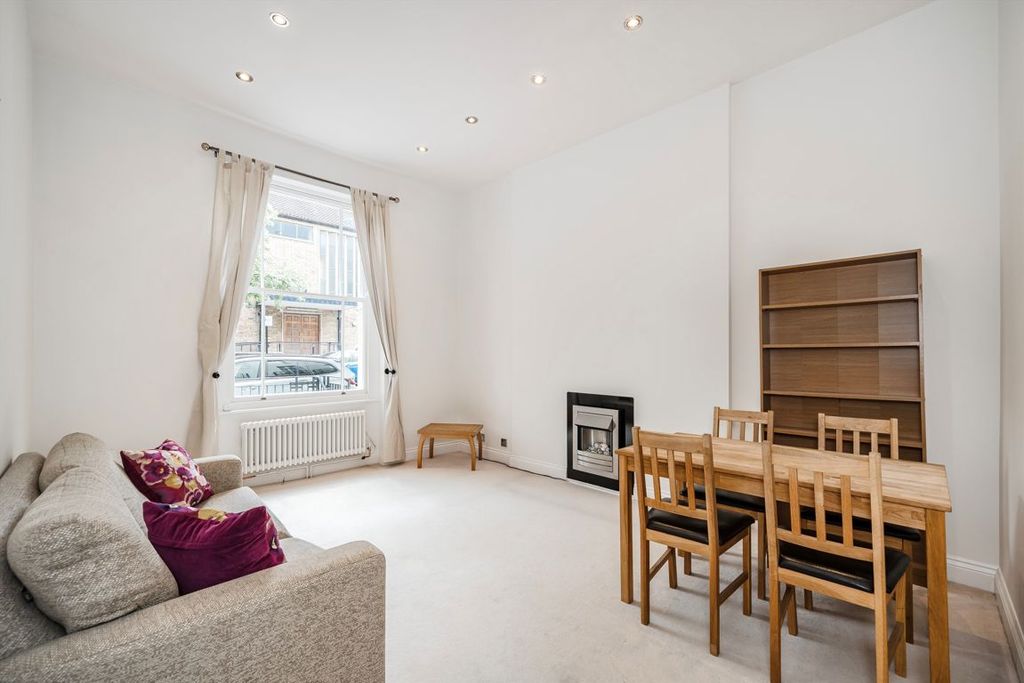 Property photo 1 of 7