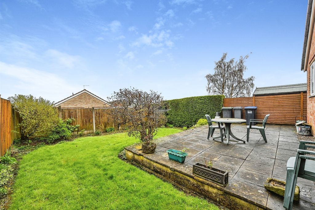 Property photo 2 of 14