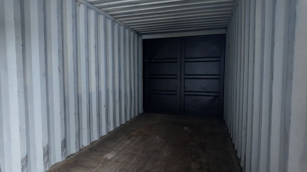 Property photo 1 of 3