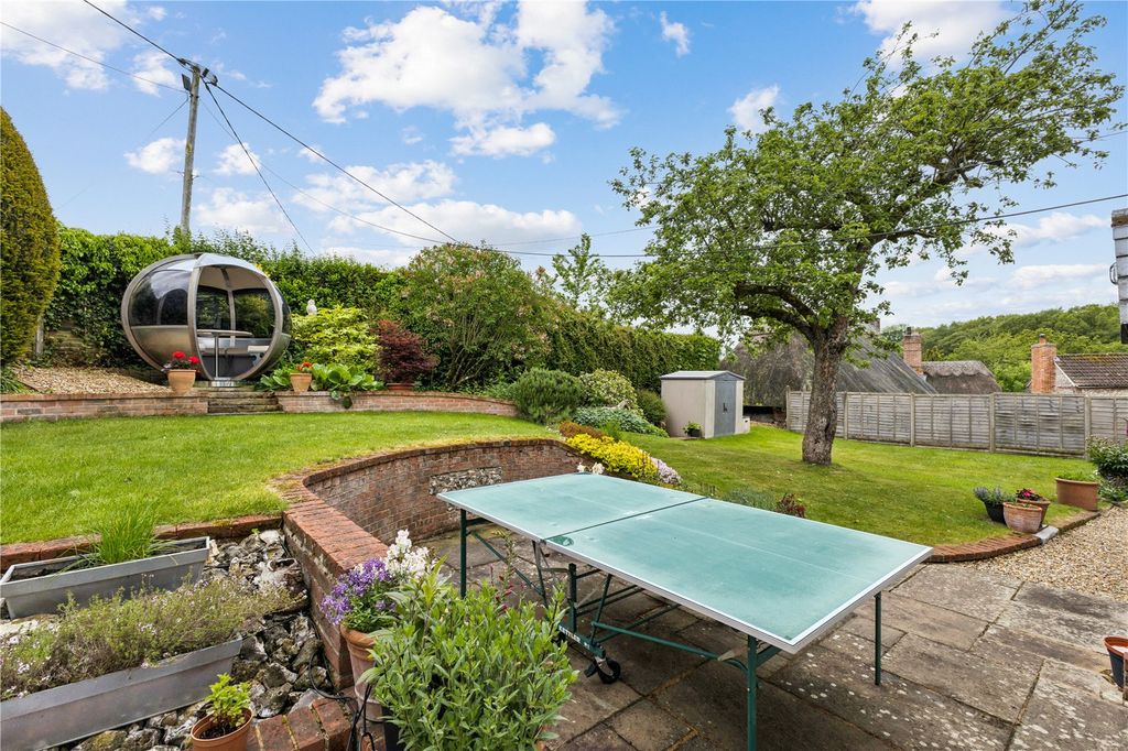 Property photo 2 of 20 Picture No. 27