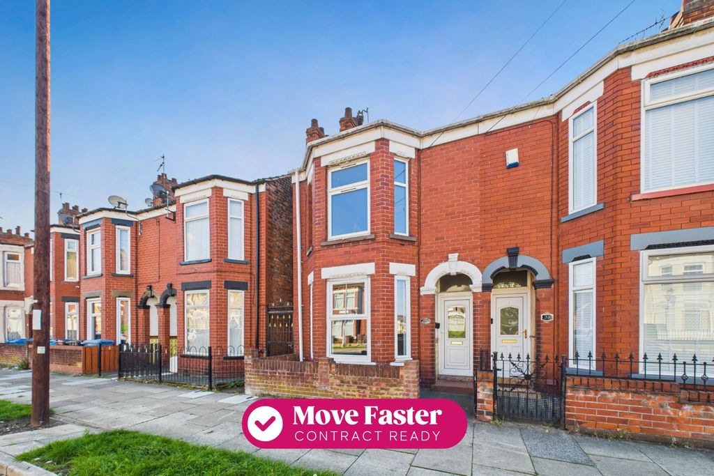 Property photo 1 of 15 4549600