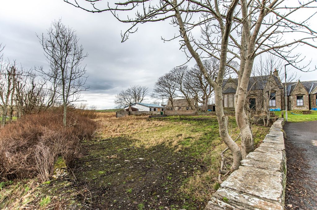 Property photo 2 of 5 Not Specified