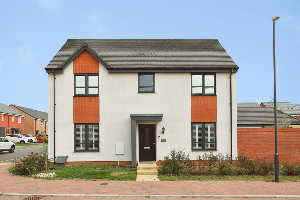 Property photo 1 of 28