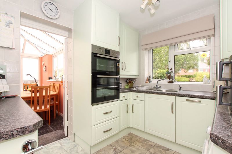 Property photo 3 of 16 Photo 6