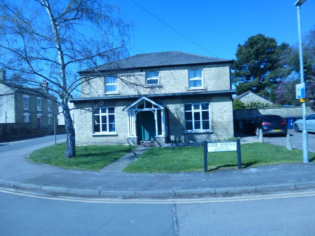 Property photo 1 of 6 Lode House Waterbeach Front