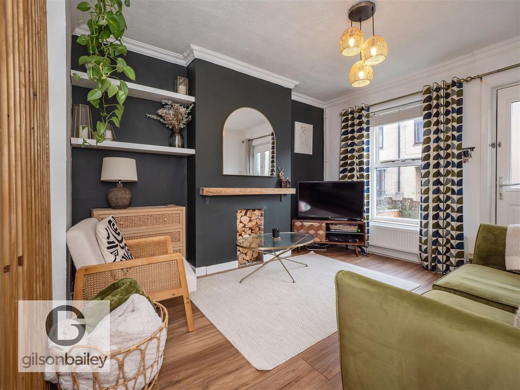 Property photo 3 of 41 9Rackhamroad-45.Jpg