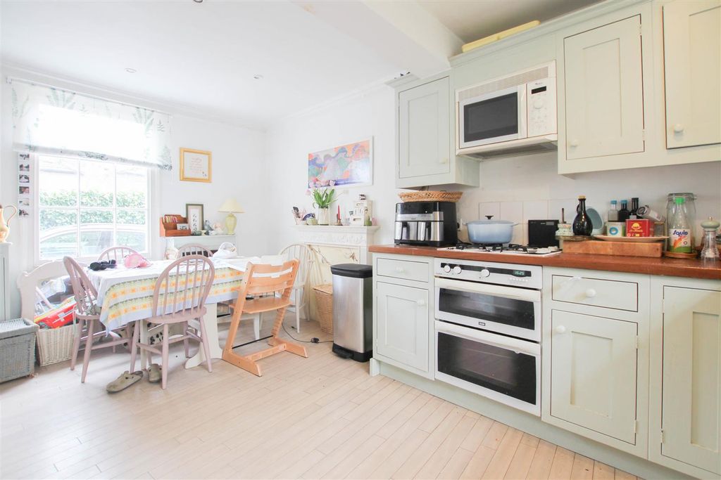 Property photo 3 of 15 Img_9450.Jpg