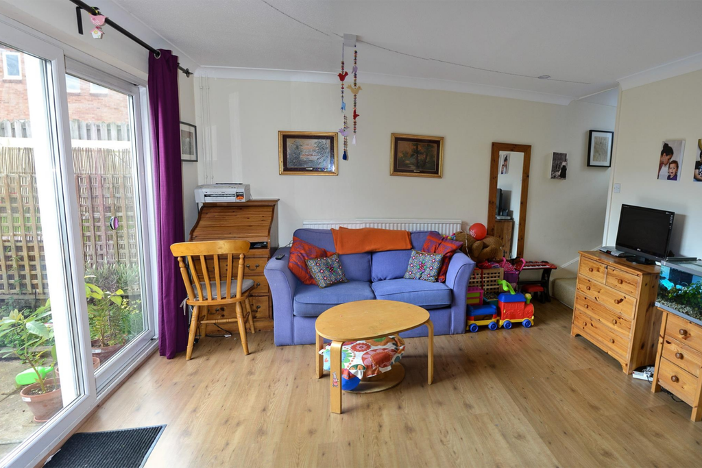Property photo 1 of 9