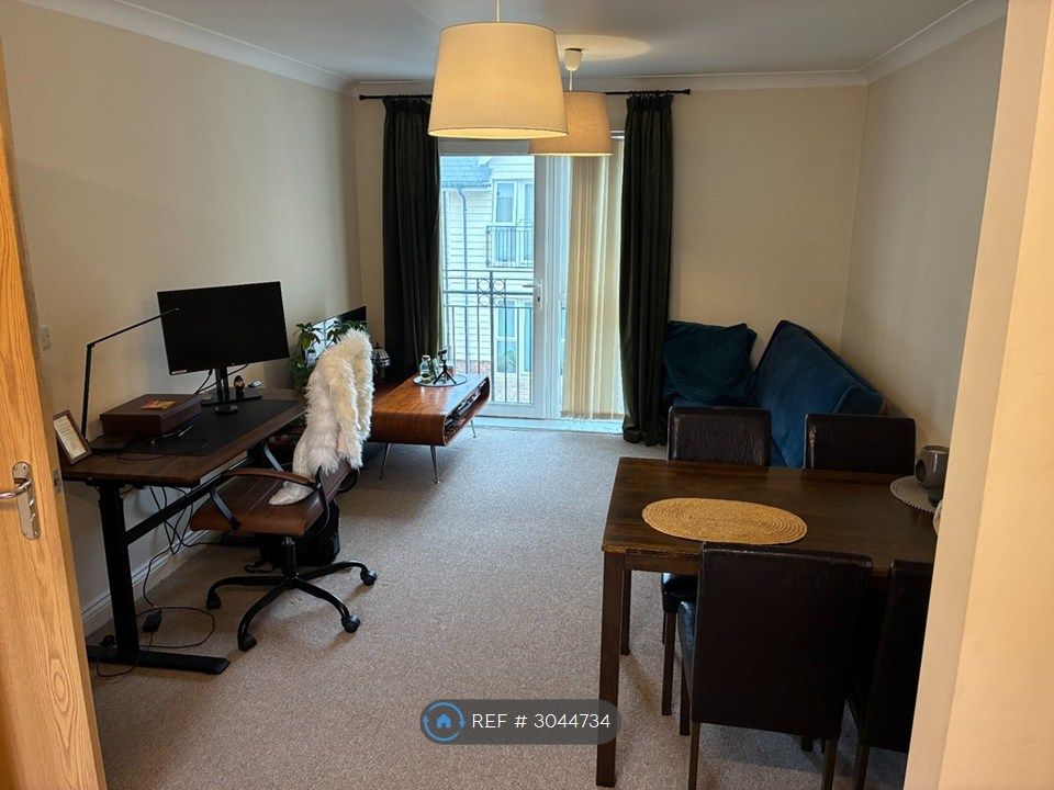 Property photo 2 of 9