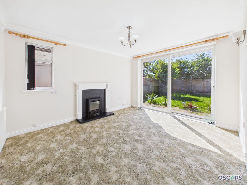 Property photo 2 of 9 Photo 6