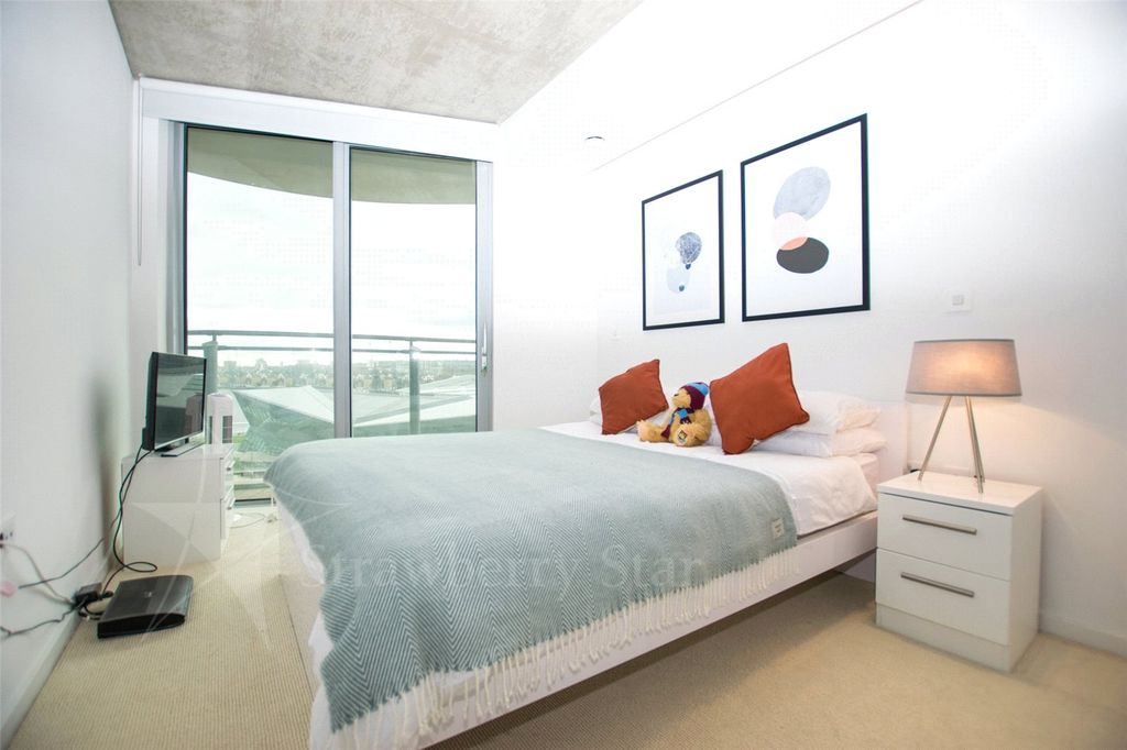 Property photo 3 of 7 Picture No. 16