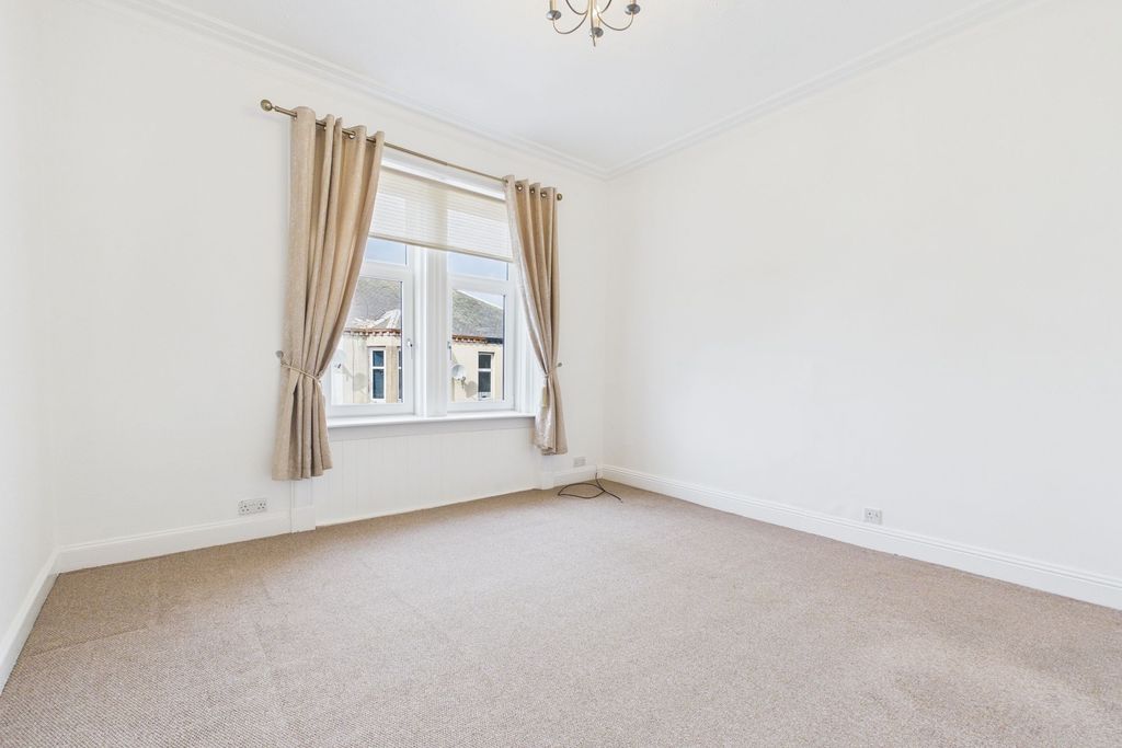 Property photo 2 of 8 Living Room