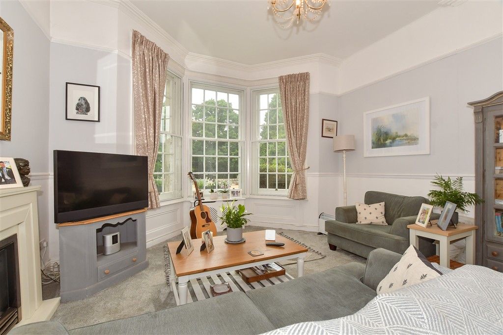 Property photo 1 of 12 Lounge/Dining Room