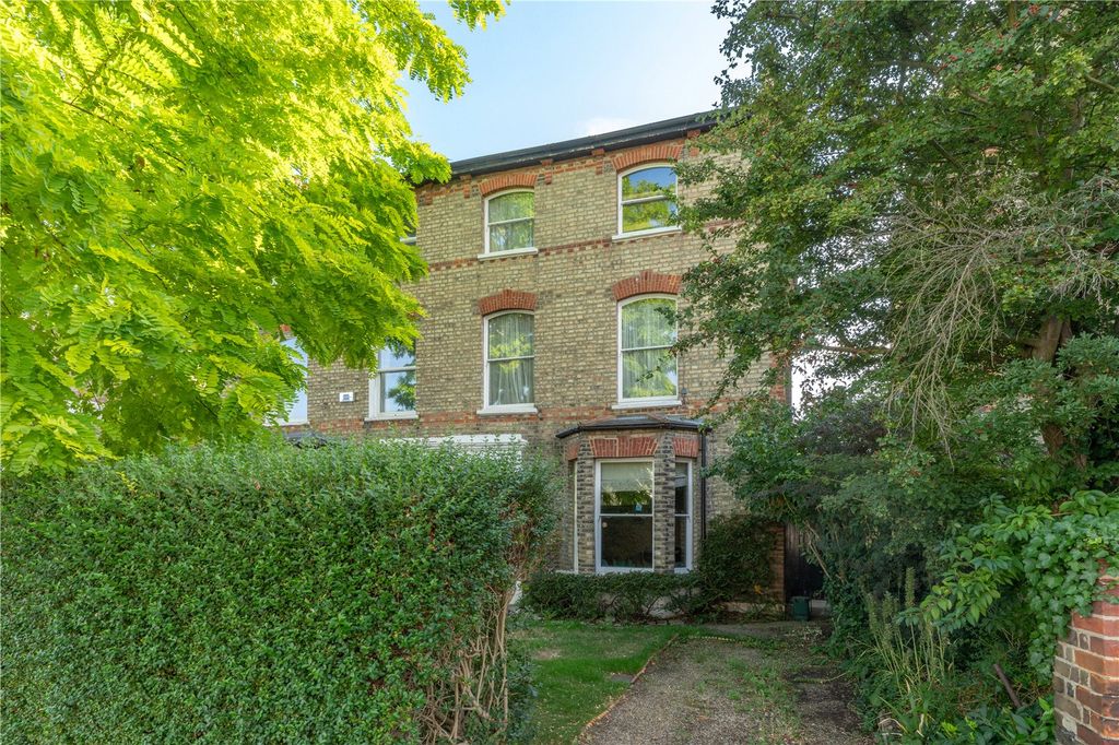 Property photo 1 of 10 External
