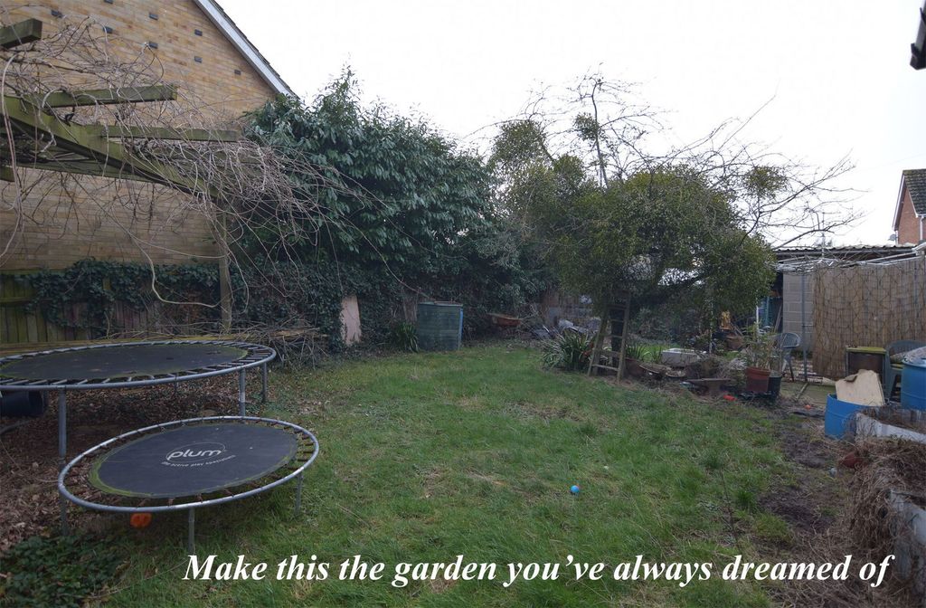 Property photo 3 of 11