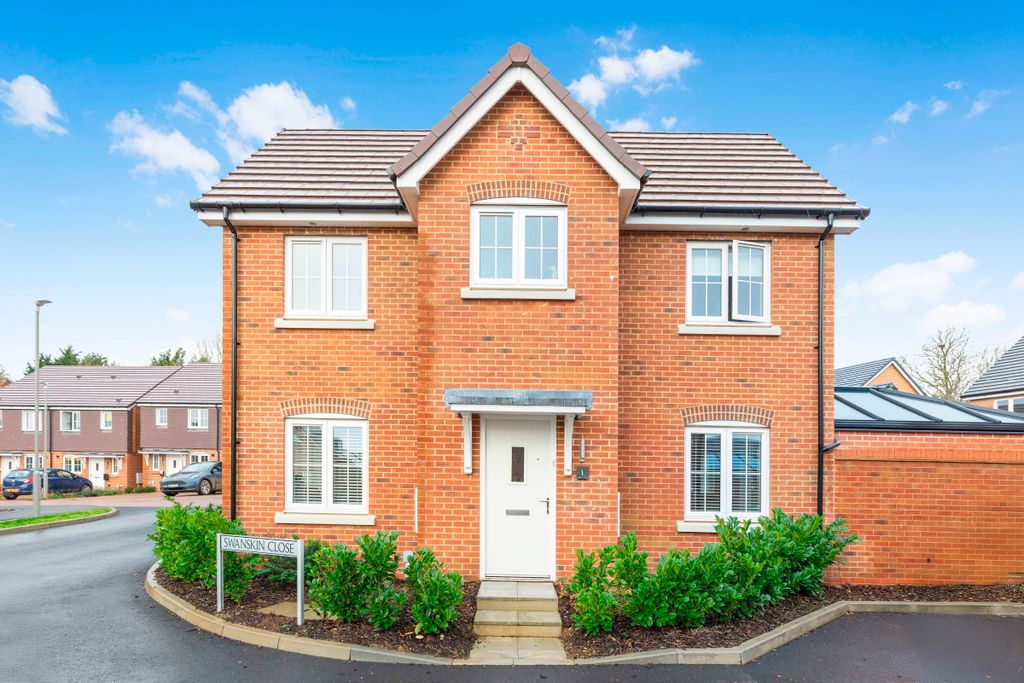 Property photo 1 of 20